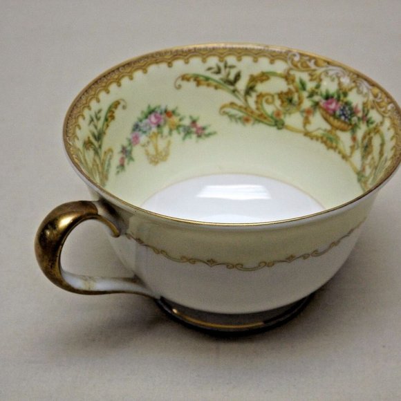Noritake China Nanette set of 2 - 3 pc Footed Teacup, Saucer and Luncheon Plates - Picture 14 of 16